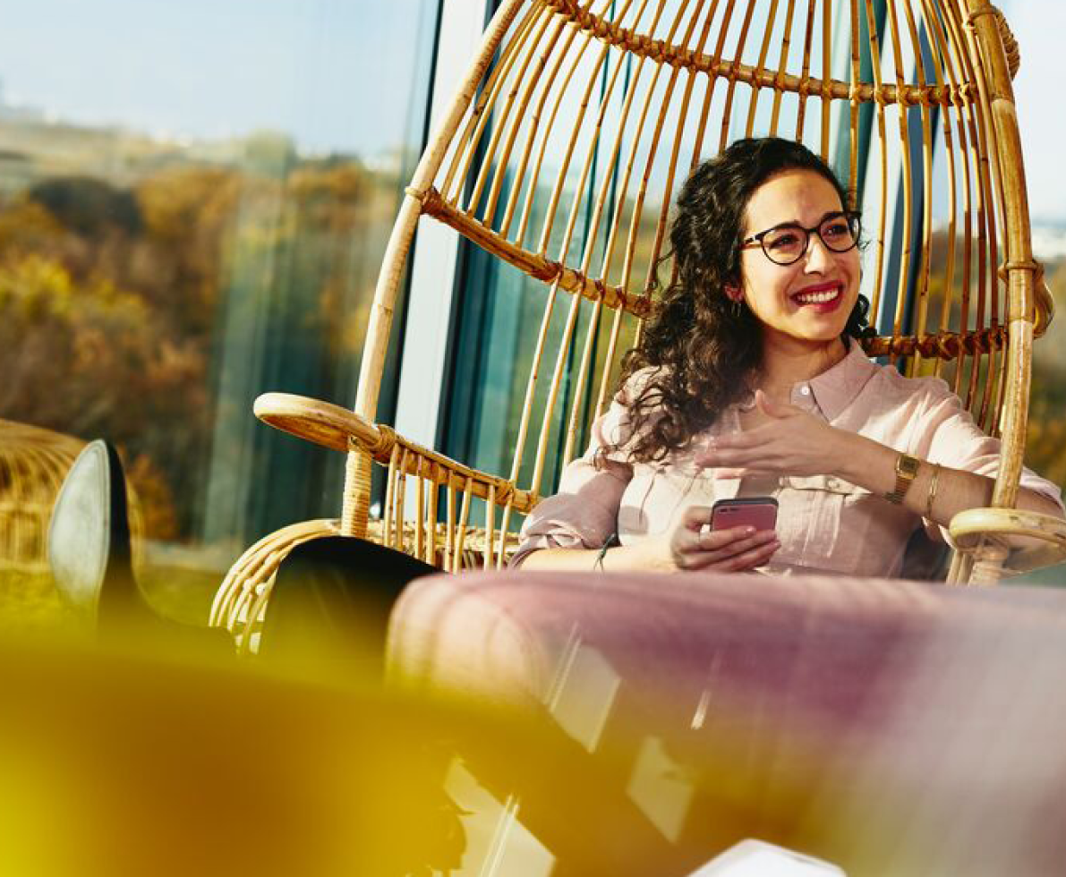 woman sitting in a cafe